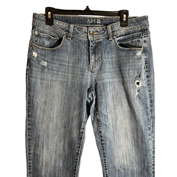 Apt 9‎ Womens Relaxed Crop Distressed Jeans Size 33”W x 28”L - Picture 1 of 5